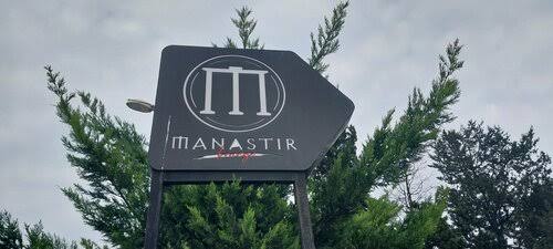 Manastır logosu